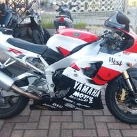 Yamaha R1 1999 a carburatori