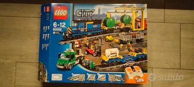 Lego  treno merci 60052