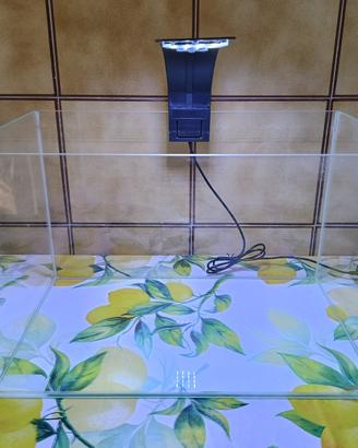 Acquario con set completo
