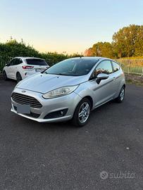 FORD FIESTA TITANIUM GPL 2015
