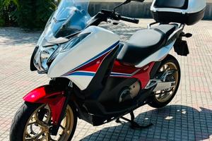 Honda Integra S 750 DCT