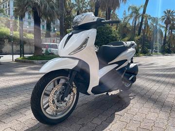 Piaggio Beverly 310