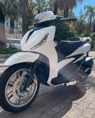 Piaggio Beverly 310