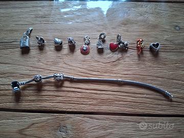 Braccialetto Pandora con 11 Charms