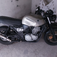 Honda cb 500 cafe racer