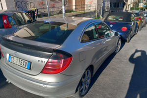 Mercedes classe c 220 sport coupe