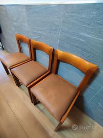 3 sedie in legno massello e vera pelle