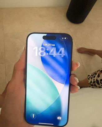 Iphone 16 pro 256 GB NERO con Apple Care