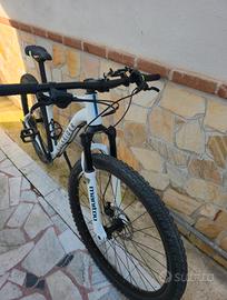 MTB Rockrider 700 RACE - Leggera, veloce, pronta a