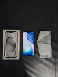 iPhone 15 128GB Nero - Batteria 89% + 4 Cover