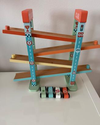 Pista da corsa in legno