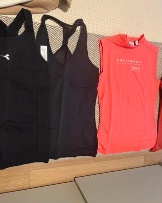 n. 4 top/ magliette sportive tg XS