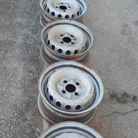 4 Cerchi IN FERRO+4 BORCHIE 5.5X13" ALFA 75