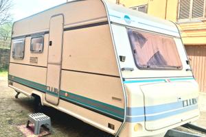 roulotte Burstner 4 posti con veranda nuovissima 