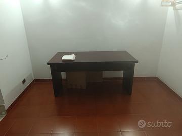 scrivania tavolo studio