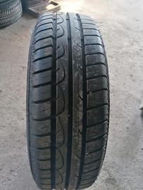 Pneumatici estivi 175/65 R14 + cerchi in ferro