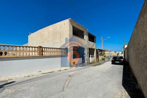 Tre Fontane Indipendente A Breve Distanza Dal Mare