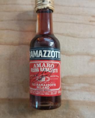 bottiglia mignonnettes Amaro Felisia Ramazzotti 