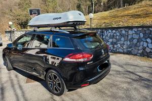 Auto consigliata per famiglie o neopatentati.