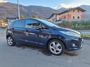 FORD Fiesta 5ª serie - 2010