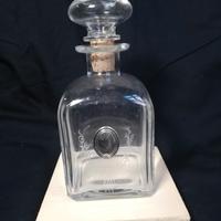 bottiglia da liquore con medaglione in argento