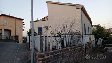 Villetta con giardino e posto auto