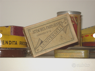 scatolina L' UNIVERSELLE di con puntine da disegno