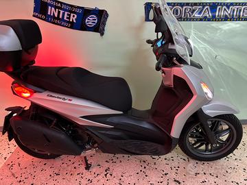 Piaggio Beverly 400S 2024  4000 km + €1000 accesso