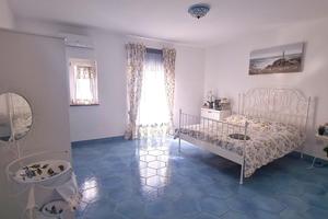 6 LOCALI A VIETRI SUL MARE