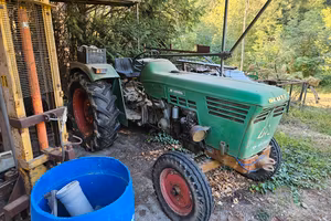 Trattore agricolo