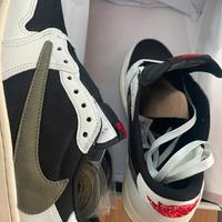 Scarpe da basket basse Travis Scott x Air Jordan42