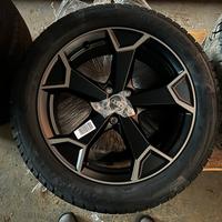 Q3 cerchi originali gomme invernali Good Year