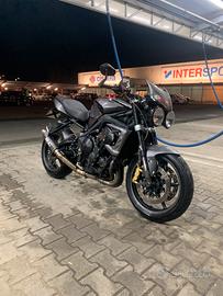 Triumph street triple 675