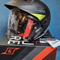 casco Jet nuovo taglia L con scontrino x garanzia