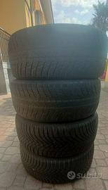 4 Pneumatici Invernali 255/55 R17 – Falken + Nokia