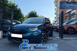 FIAT 600 HYBRID 1.2 110CV DCT MHEV LA PRIMA*24M.