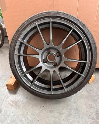 Cerchio oz magnesio + pneumatico