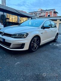 Volkswagen Golf 2.0 TDI 5p. GTD