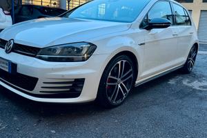 Volkswagen Golf 2.0 TDI 5p. GTD