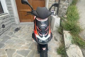 Aprilia sr 50 replica