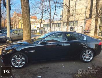 JAGUAR XE COME NUOVA