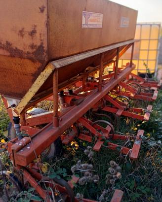 Attrezzatura agricola