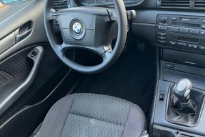 BMW 320d berlina