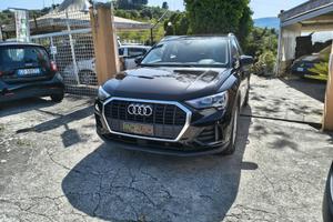 Audi Q3 35 TDI S tronic Business