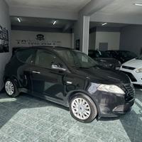 Lancia Ypsilon 1.2 69 CV 5 porte S&S Platinum
