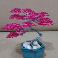 Bonsai in fili di metallo