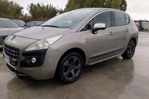 PEUGEOT 3008 BlueHDi 120 S&S Business