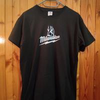 T-shirt con stampa nuova