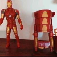 Set IronMan con luce e suono e spara dardi