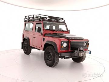 Land Rover Defender 90 2.2 TD4 Soft top N1